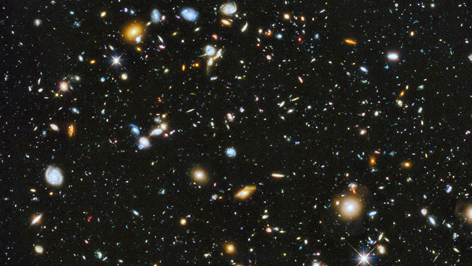 Hubble deep space.jpg