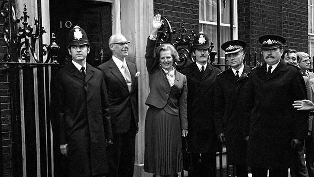 Thatcher PM Downing.jpg